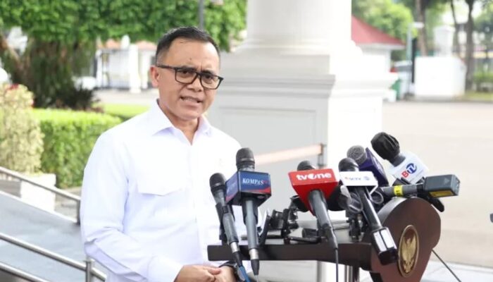 MenPAN-RB Bahas Usulan Libur Idul Adha pada 28-30 Juni