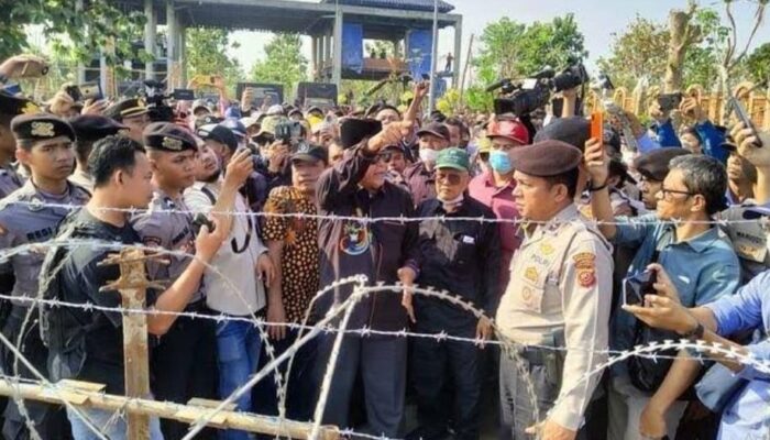 Demonstrasi Massa Mengecam dan Mendesak Pembubaran Ponpes Al-Zaytun