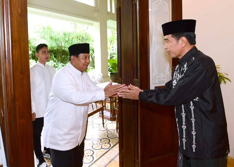 Prabowo mendadak di Panggil Jokowi Ke Istana Bogor