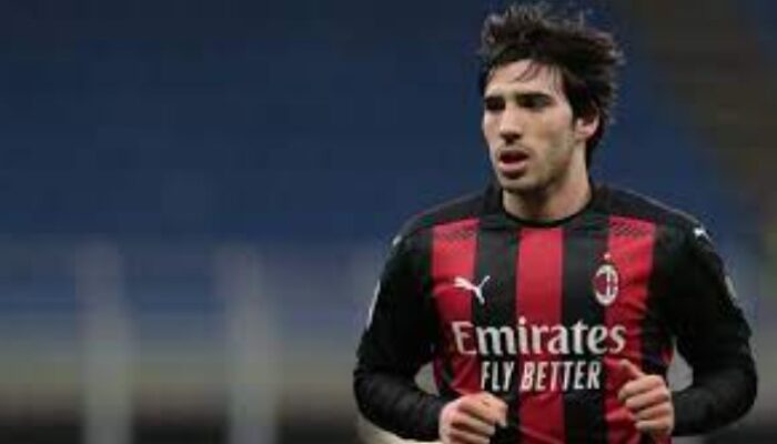 AC Milan Mengincar 7 Gelandang Pasca Kepergian Sandro Tonali