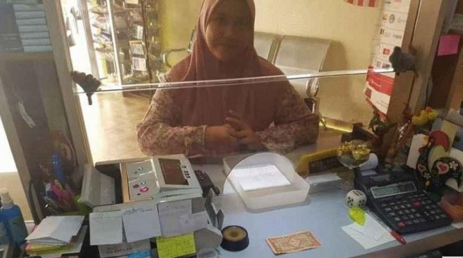 Pemilik Gerai Penukaran Uang Kertas di Sabah Temui Pengalaman Mengejutkan dengan Uang Misterius