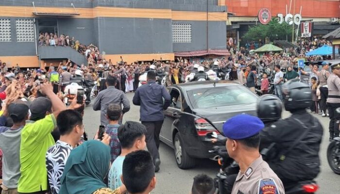 Helikopter Presiden Sebabkan Robohnya Tembok Stadion di Bengkulu