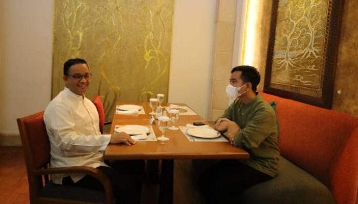 Gibran Sarapan Bareng Anies Baswedan,Apa Salahnya?