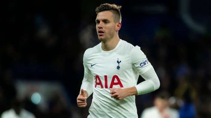 Ange Postecoglou, dengan tegas membantah rumor tentang kemungkinan Giovani Lo Celso cabut dari Tottenham