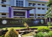 SMAN 1 Kedungwaru Tulungagung: Kepsek Dicopot Setelah Polemik Penjualan Seragam