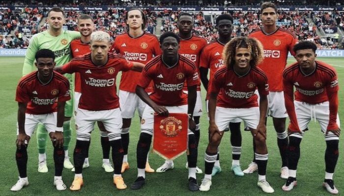 Manchester United vs Leeds United dengan Skor 2-0 dalam Pertandingan Pra-Musim