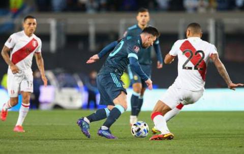 Pedro Gallese Kiper yang Menyulitkan Lionel Messi dalam Duel Argentina vs Peru