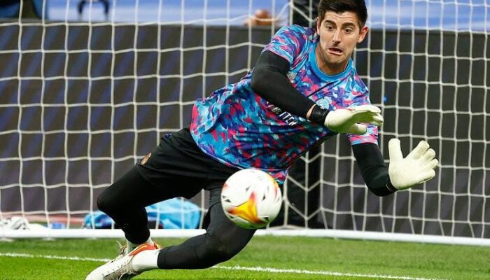 Real Madrid Dilaporkan Mencari Pengganti Kiper Setelah Cedera Parah Thibaut Courtois