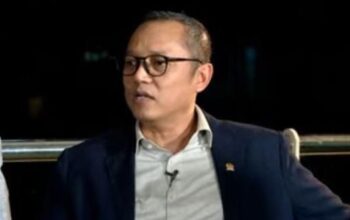 Politisi Senior PDIP Ungkap Peluang Gibran Rakabuming Jadi Cawapres